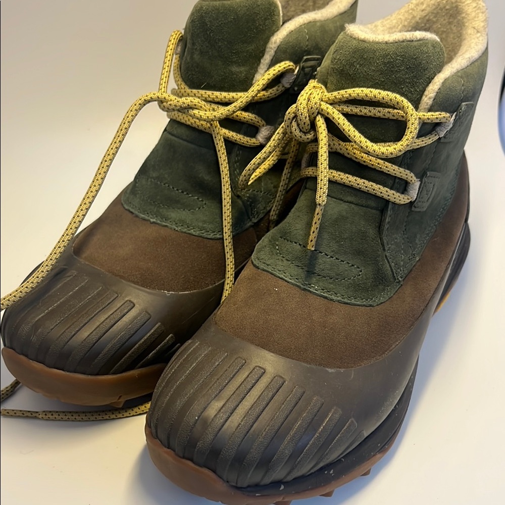 Merrell Green and Brown Waterproof Boots